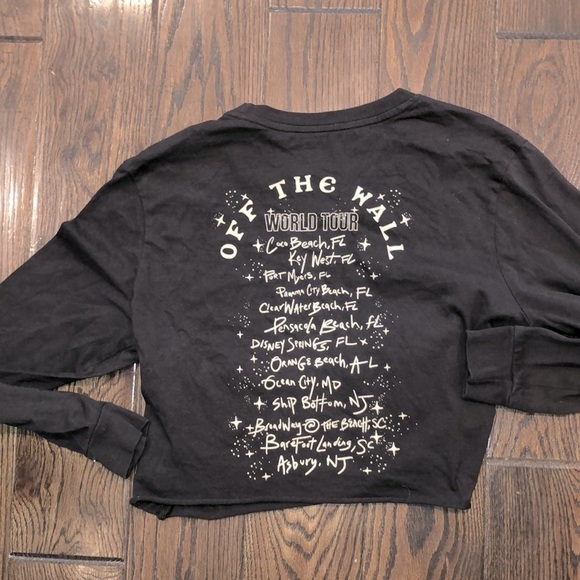 Vans T-shirt off the wall world tour size medium - Picture 8 of 9